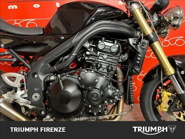 TRIUMPH Speed Triple 1050 