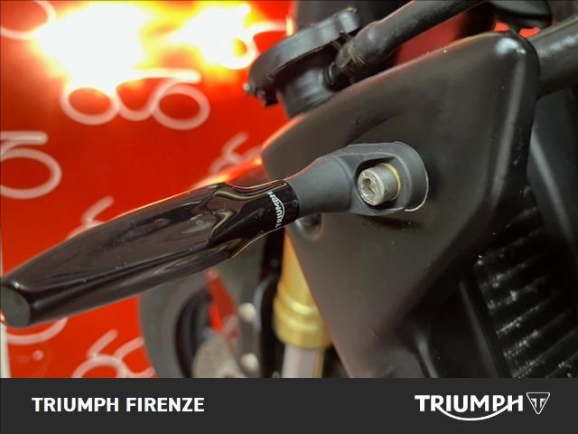 TRIUMPH Speed Triple 1050 